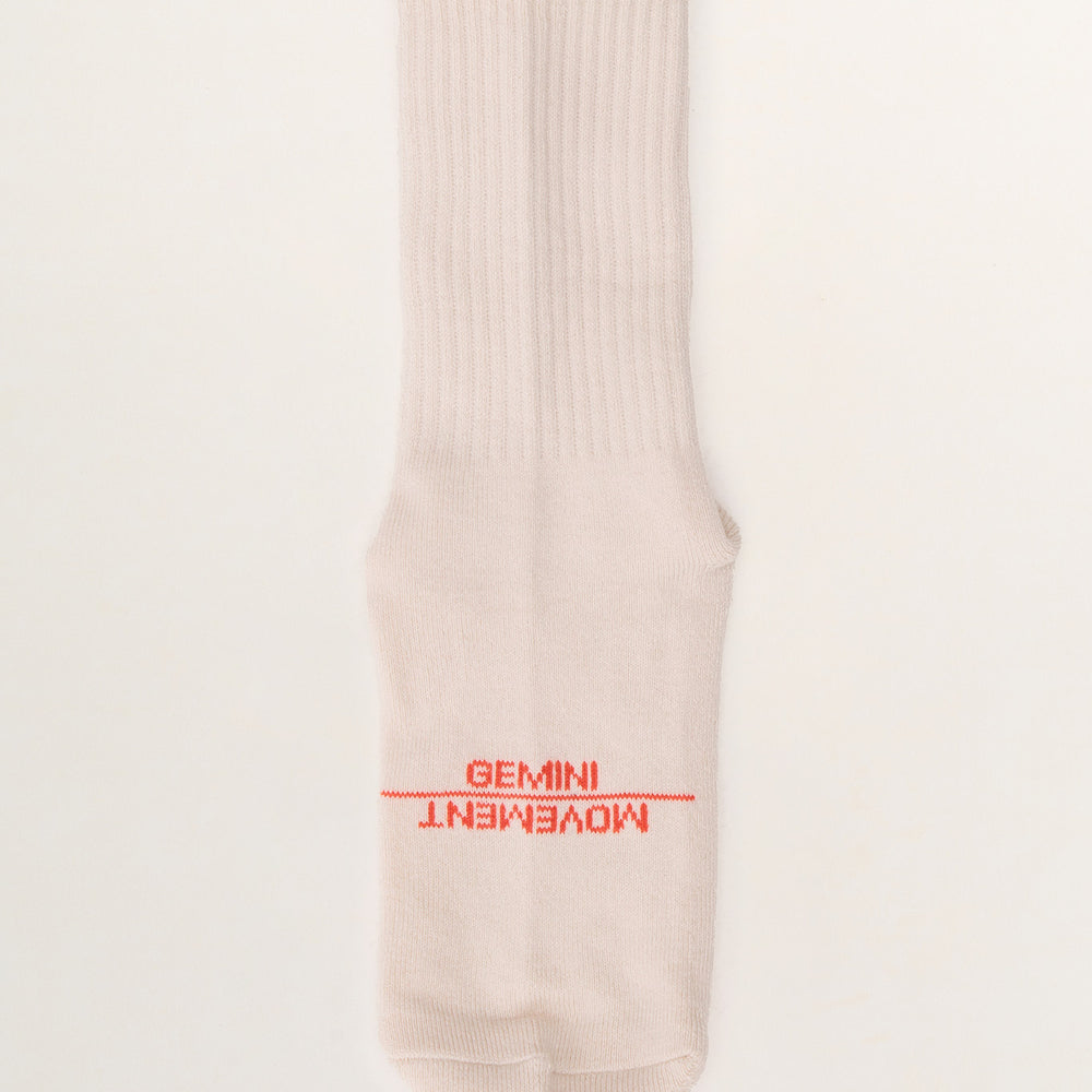 
                  
                    FORM CREW - CREAM
                  
                