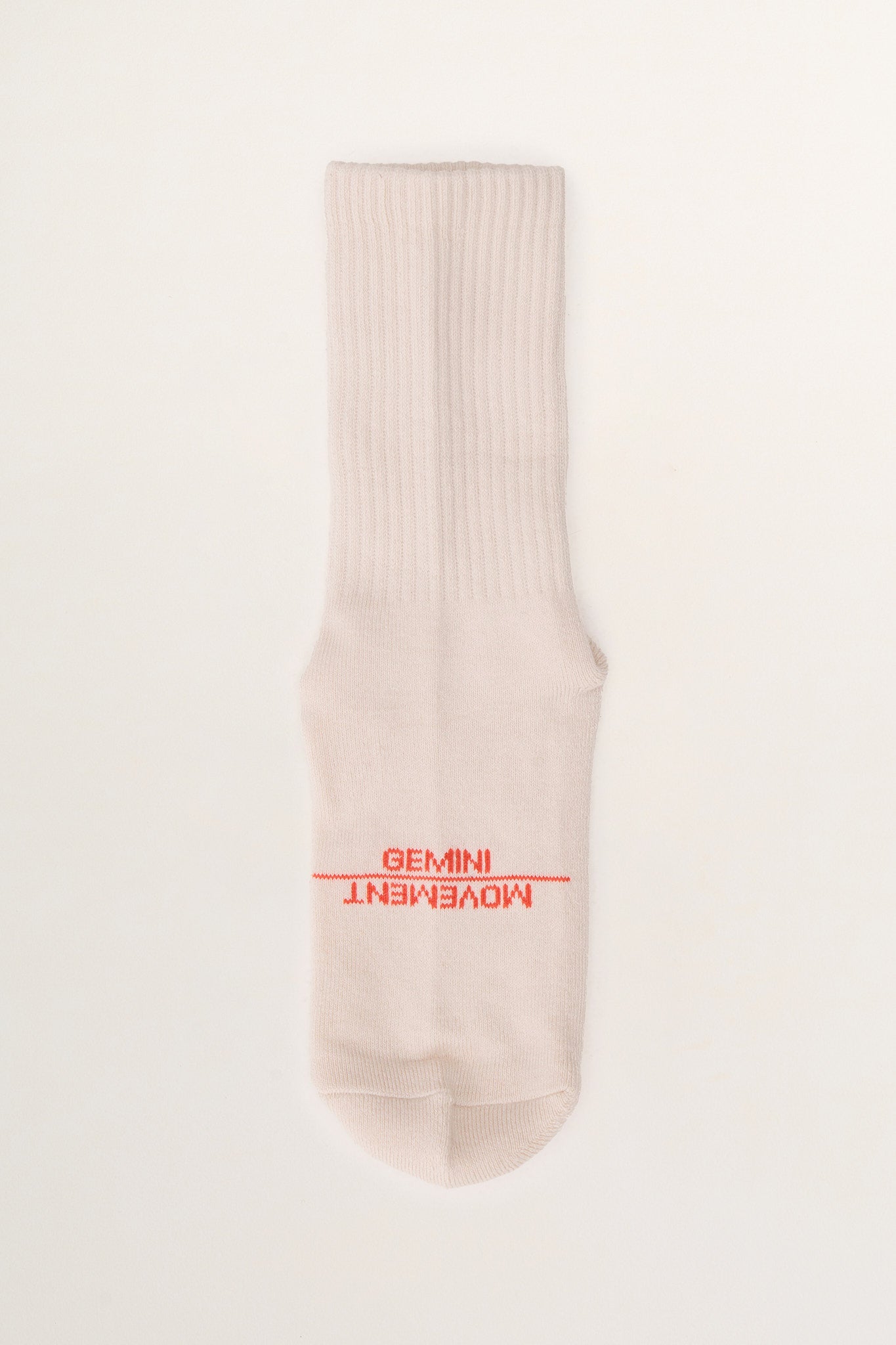 
                  
                    FORM CREW - CREAM
                  
                