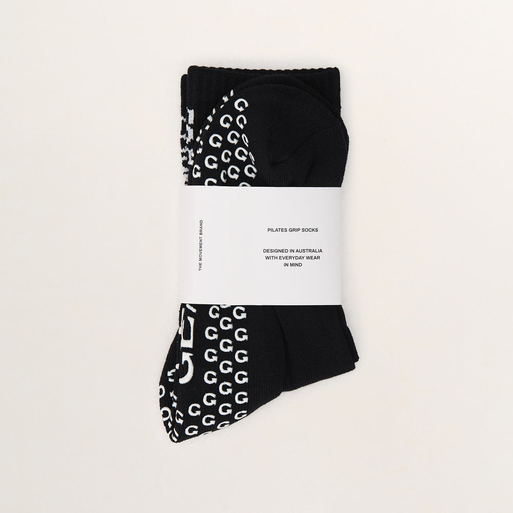 
                  
                    FORM CREW - BLACK
                  
                