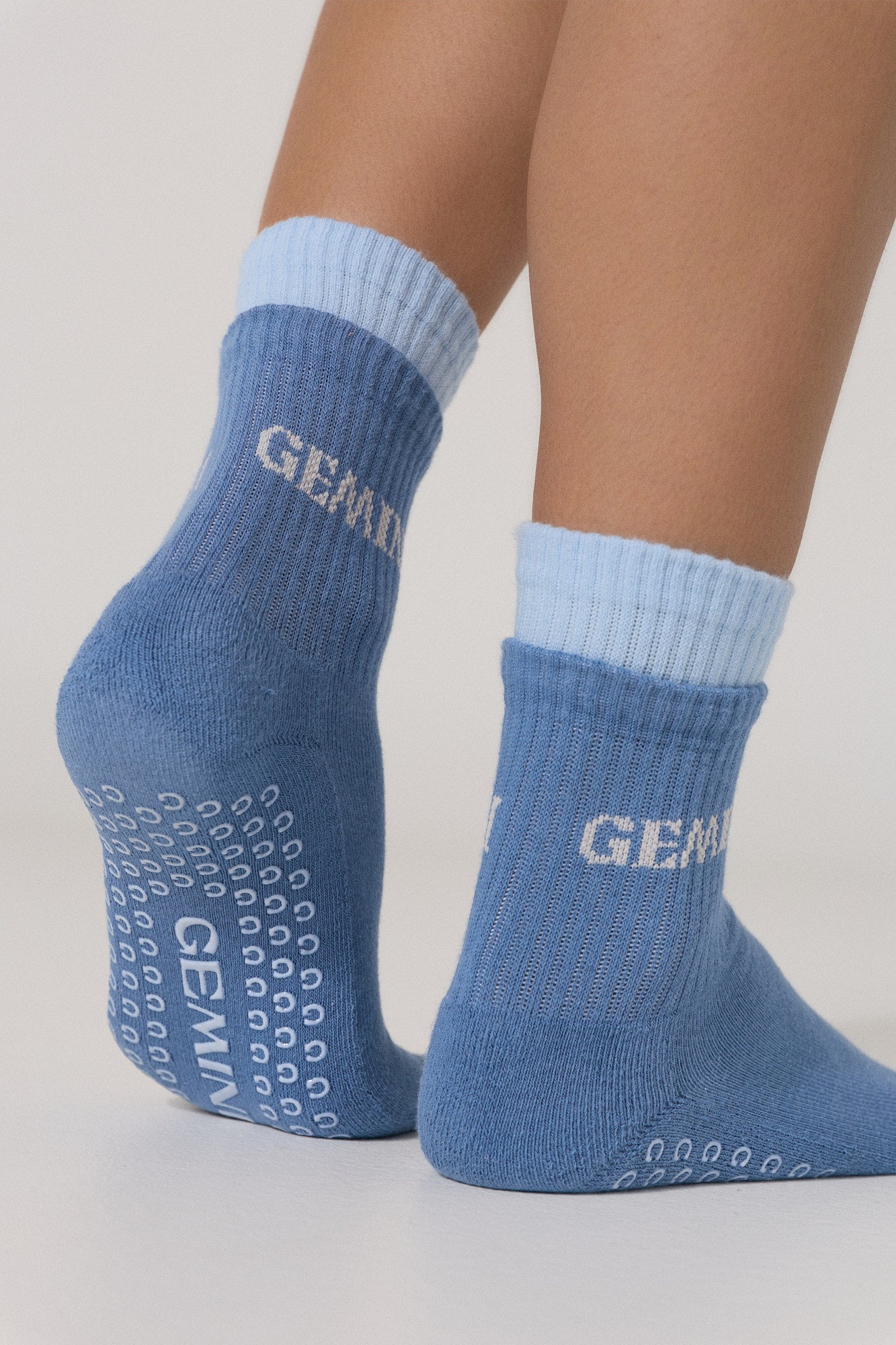 
                  
                    Active Crew Ocean Blue
                  
                