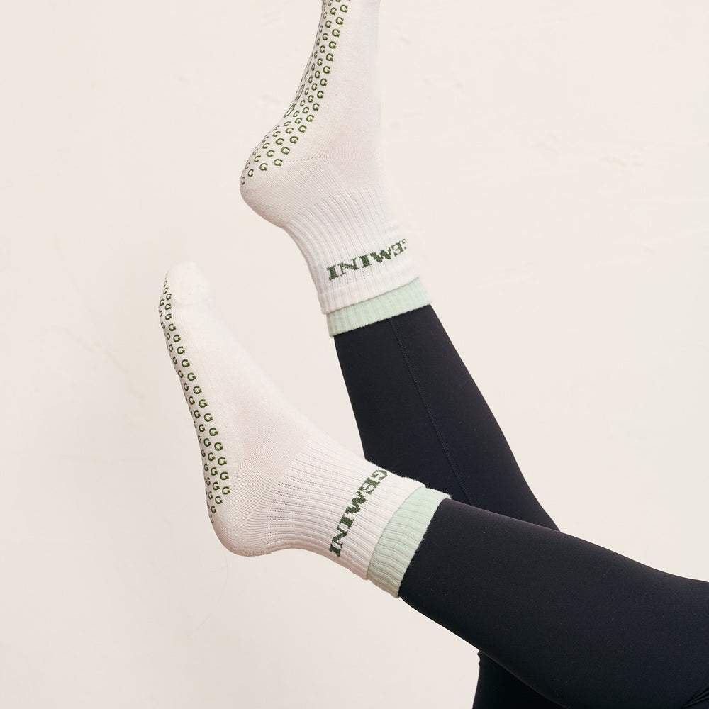 
                  
                    ACTIVE CREW - MINT
                  
                